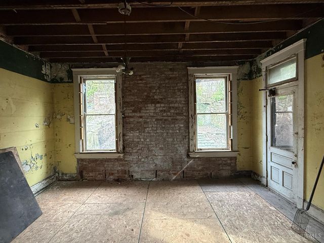 454 W Mcmicken Avenue, Cincinnati, OH 45214