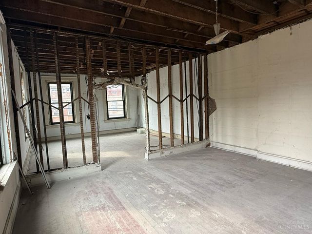 454 W Mcmicken Avenue, Cincinnati, OH 45214