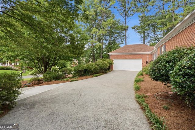 2032 Signal Ridge Chase, Kennesaw, GA 30152