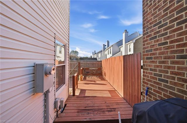 3807 Whitechapel ARCH, Chesapeake, VA 23321