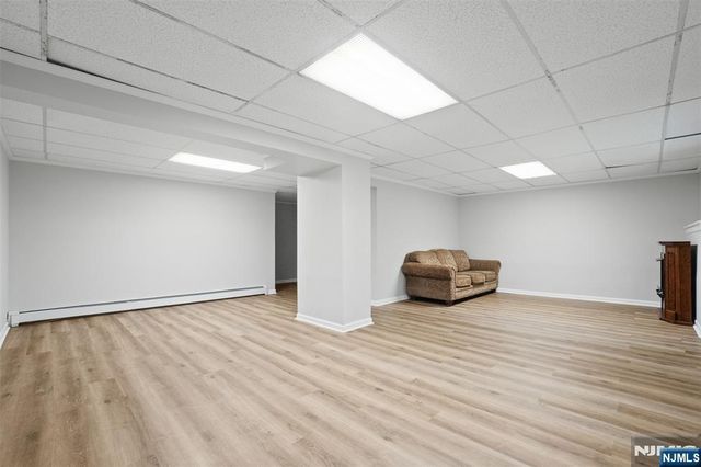 215 Oak Avenue, Wyckoff, NJ 07481