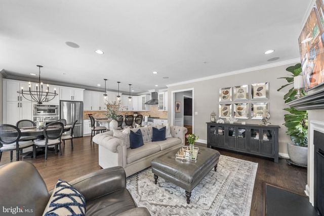 35 DAVID DR, Newtown, PA 18940