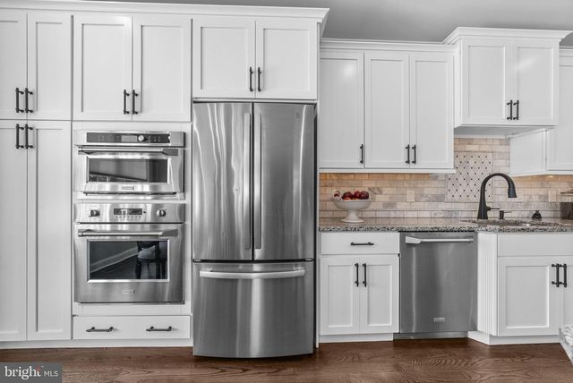 35 DAVID DR, Newtown, PA 18940