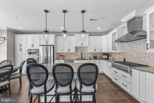 35 DAVID DR, Newtown, PA 18940