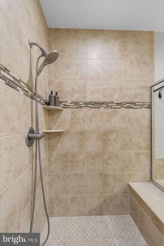 35 DAVID DR, Newtown, PA 18940