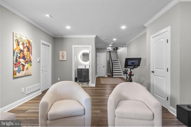 35 DAVID DR, Newtown, PA 18940