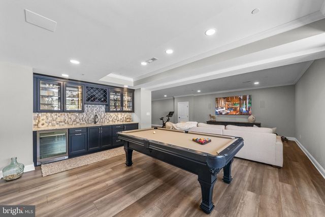 35 DAVID DR, Newtown, PA 18940