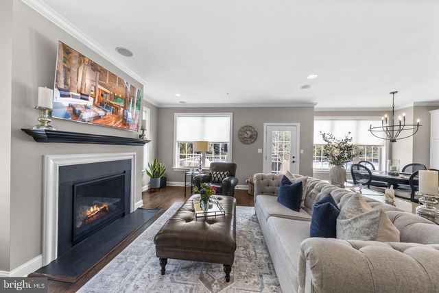 35 DAVID DR, Newtown, PA 18940