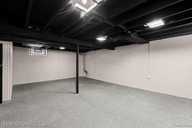 20309 Gilchrist Street, Detroit, MI 48235