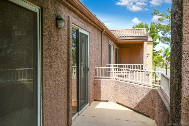 2275 Del Mar Way 306, Corona, CA 92882