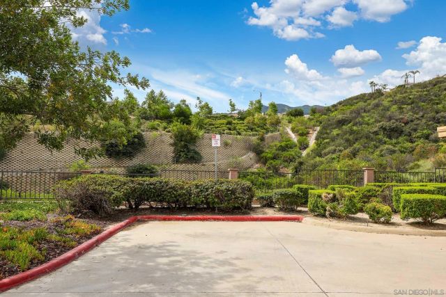 2275 Del Mar Way 306, Corona, CA 92882