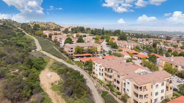 2275 Del Mar Way 306, Corona, CA 92882