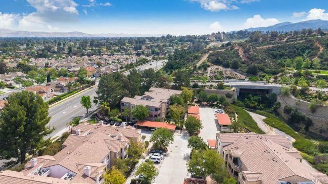 2275 Del Mar Way 306, Corona, CA 92882