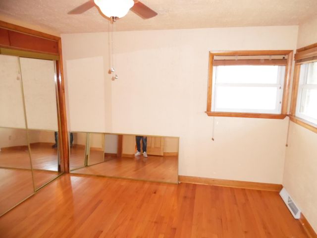 7710 Madison Street, Merrillville, IN 46410