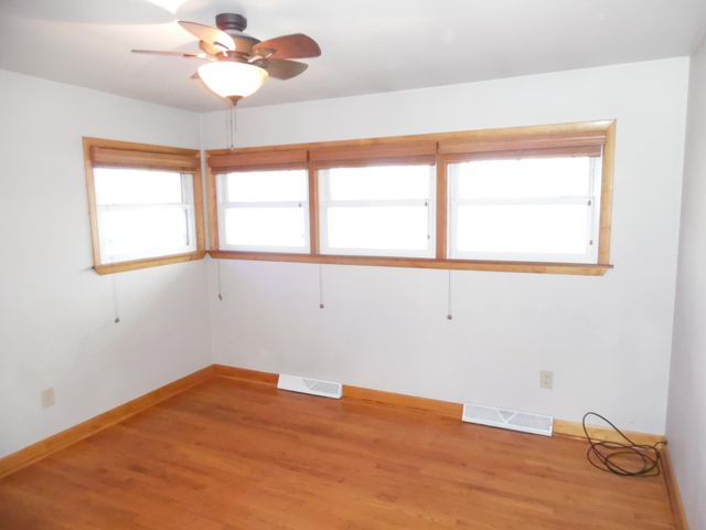 7710 Madison Street, Merrillville, IN 46410