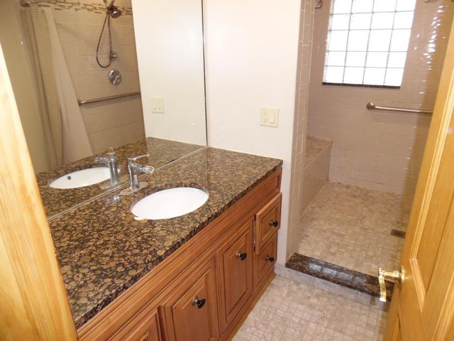 7710 Madison Street, Merrillville, IN 46410