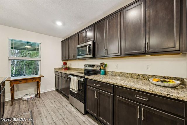 77330 LUMBER CREEK Boulevard, Yulee, FL 32097