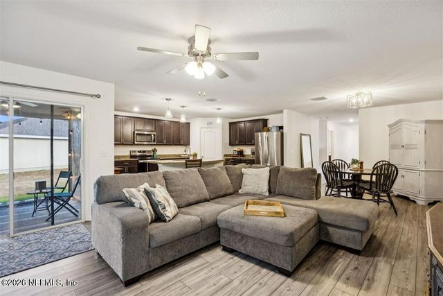 77330 LUMBER CREEK Boulevard, Yulee, FL 32097