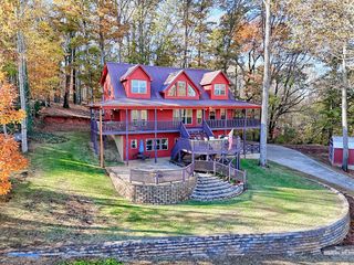1929 Lakeview Summit Drive, Young Harris, GA 30582