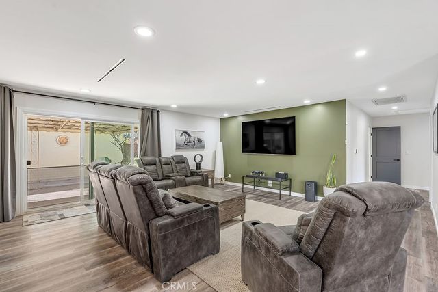 17752 Ridgecrest, Yorba Linda, CA 92886