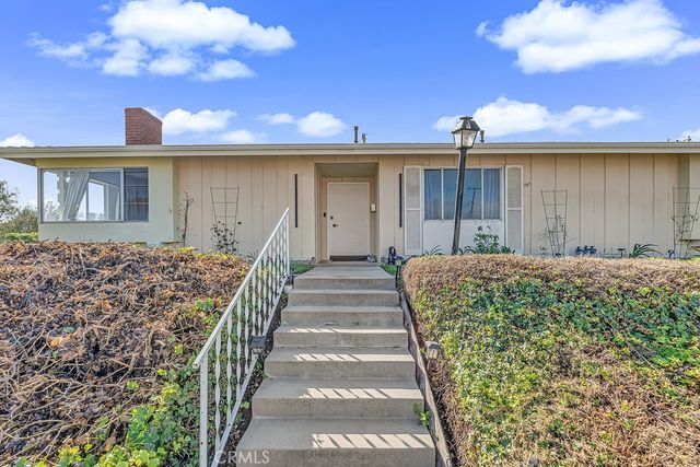 17752 Ridgecrest, Yorba Linda, CA 92886