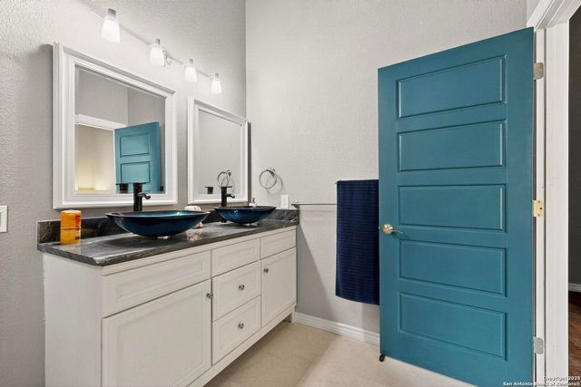 305 N Spruce, San Antonio, TX 78203