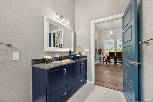 305 N Spruce, San Antonio, TX 78203