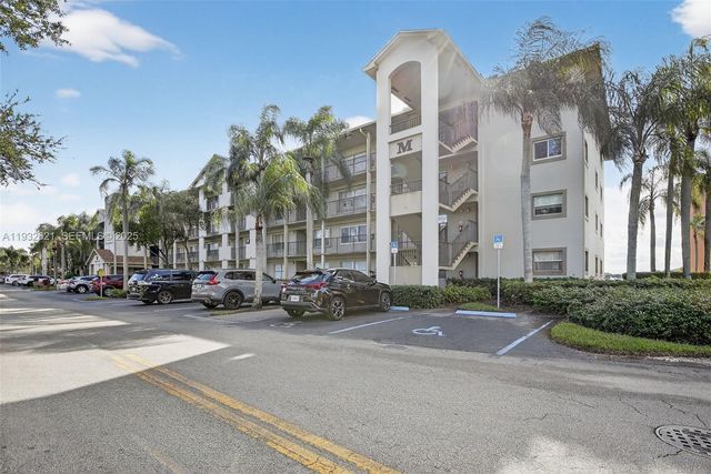 13800 SW 5th Ct 204M, Pembroke Pines, FL 33027