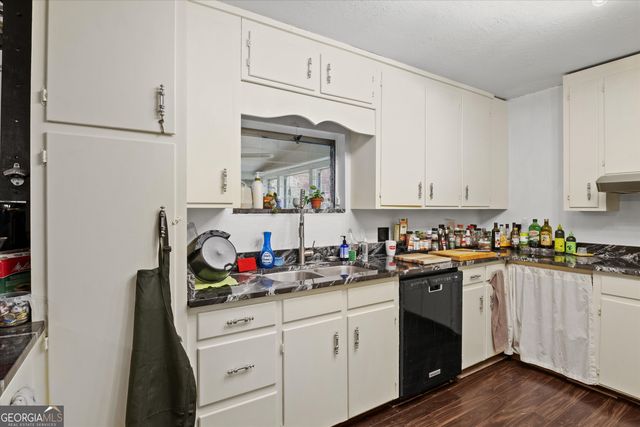 145 Old Post Office Loop Road, Bainbridge, GA 39819