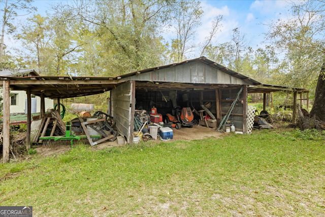 145 Old Post Office Loop Road, Bainbridge, GA 39819