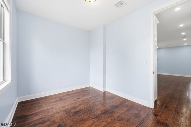 514 42Nd St, Union City, NJ 07087