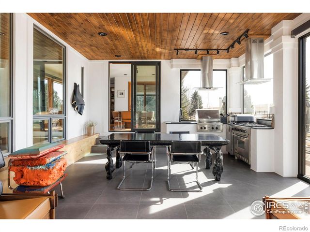 8906 Little Raven Trail, Niwot, CO 80503