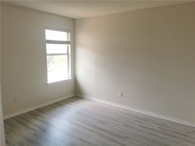 3207 Barksdale DR, Austin, TX 78725