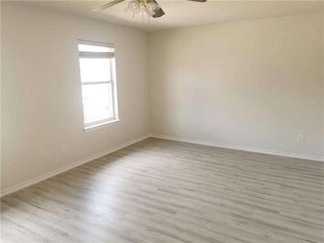 3207 Barksdale DR, Austin, TX 78725