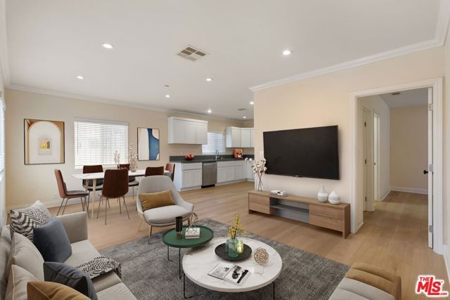 1147 S Kenmore Avenue, Los Angeles, CA 90006