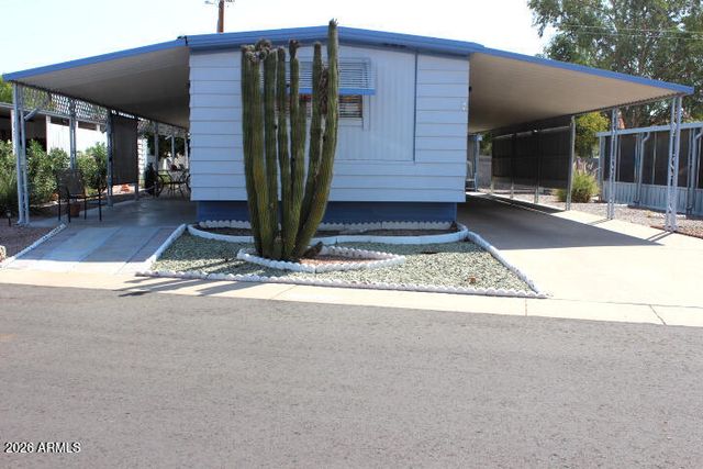 303 S Recker Road 8, Mesa, AZ 85206