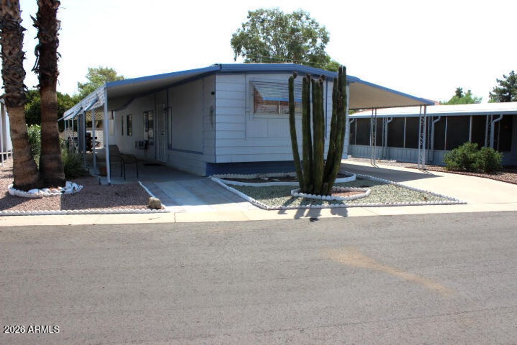 303 S Recker Road 8, Mesa, AZ 85206