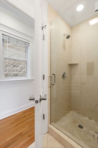 3535 N Reta Avenue 3, Chicago, IL 60657