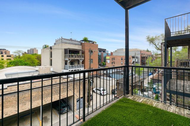 3535 N Reta Avenue 3, Chicago, IL 60657