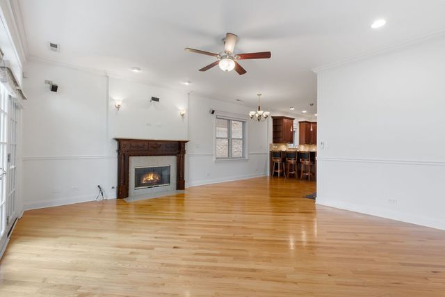 3535 N Reta Avenue 3, Chicago, IL 60657