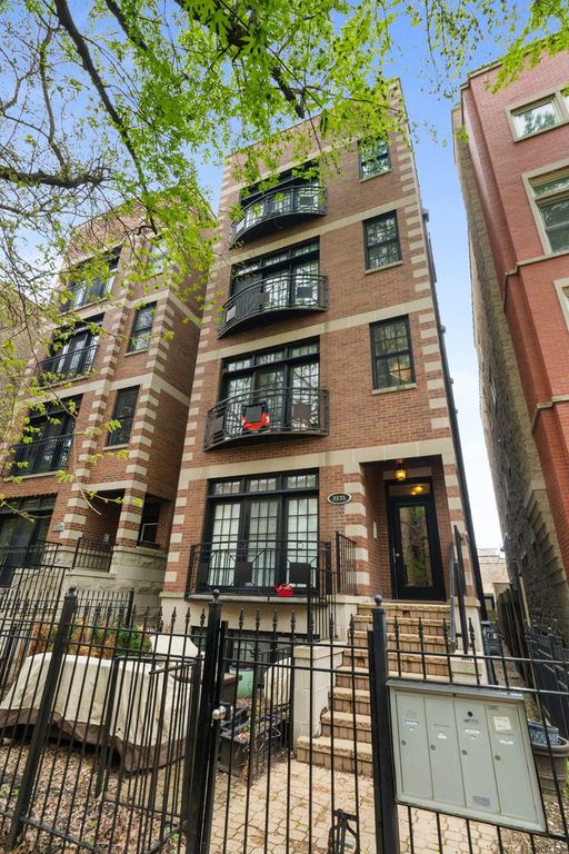 3535 N Reta Avenue 3, Chicago, IL 60657