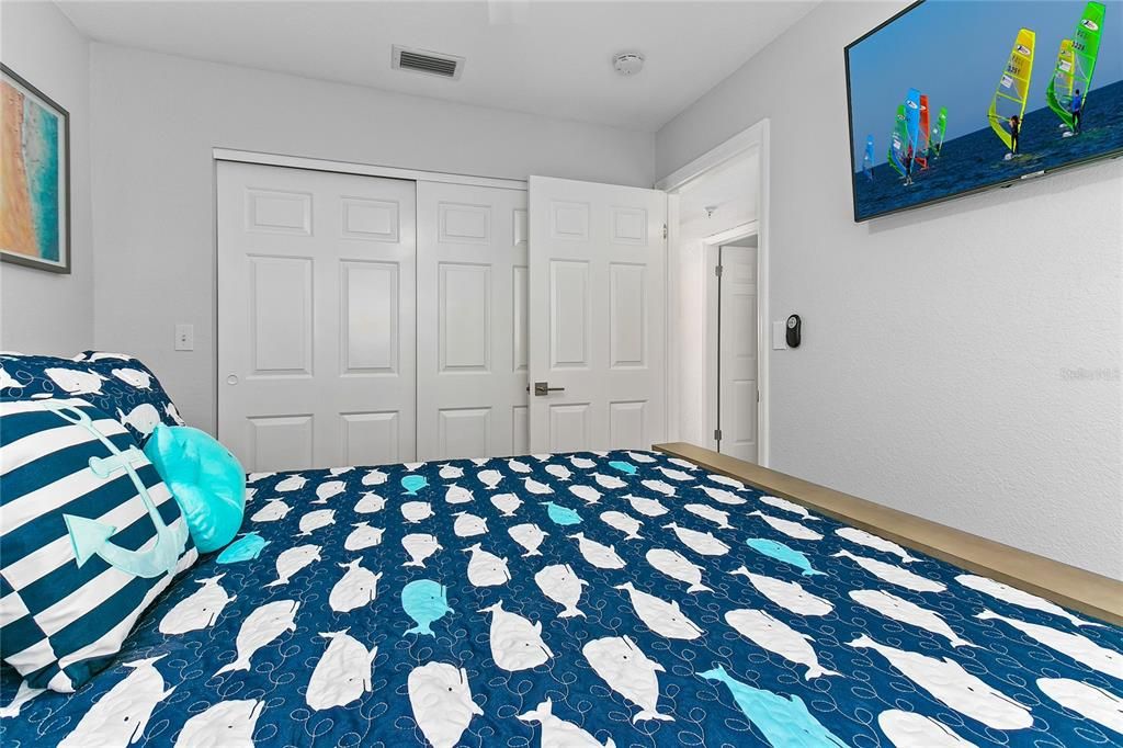 Image 22 of property listing at 19418 GULF BOULEVARD 407, Indian Shores, FL 33785
