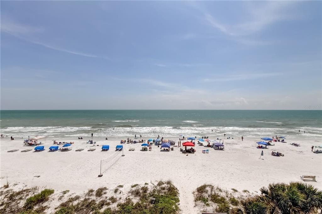 Image 5 of property listing at 19418 GULF BOULEVARD 407, Indian Shores, FL 33785