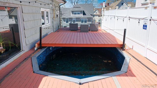 18 Arden Place, Yonkers, NY 10701