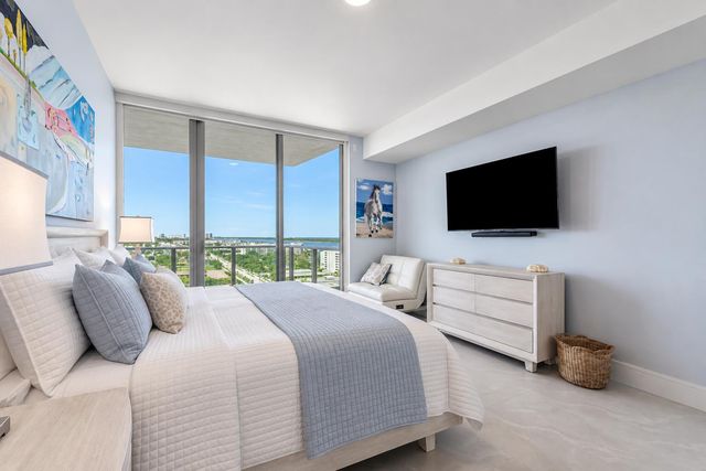 220 Lake Shore Drive 1209, Lake Park, FL 33403