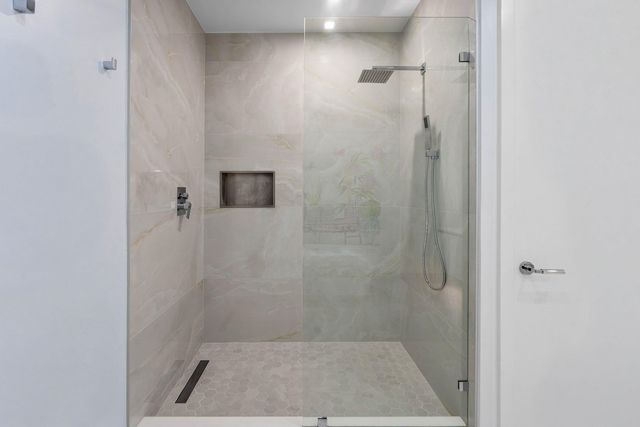 220 Lake Shore Drive 1209, Lake Park, FL 33403