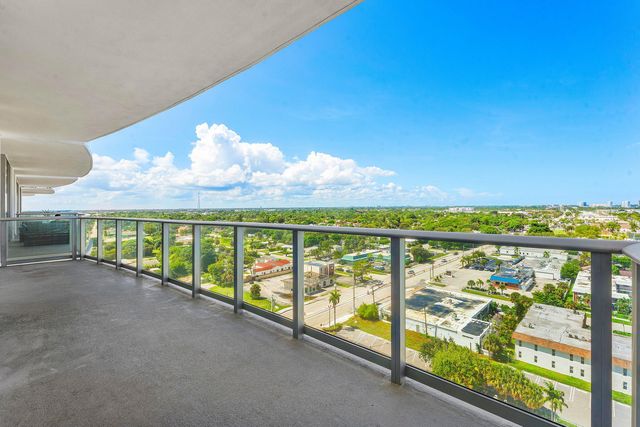 220 Lake Shore Drive 1209, Lake Park, FL 33403