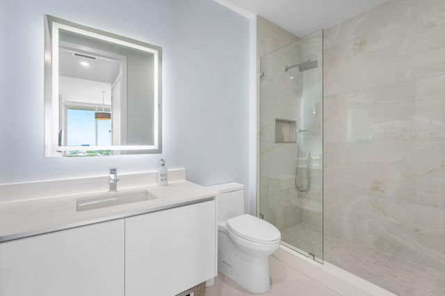220 Lake Shore Drive 1209, Lake Park, FL 33403