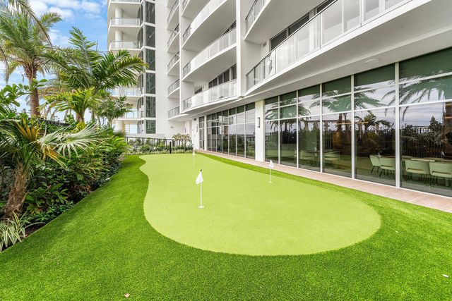 220 Lake Shore Drive 1209, Lake Park, FL 33403