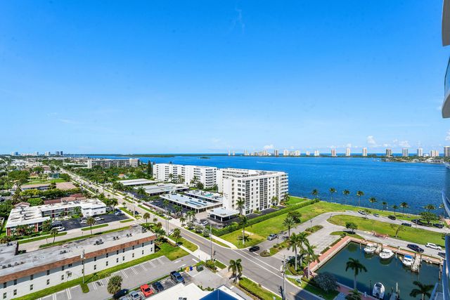 220 Lake Shore Drive 1209, Lake Park, FL 33403
